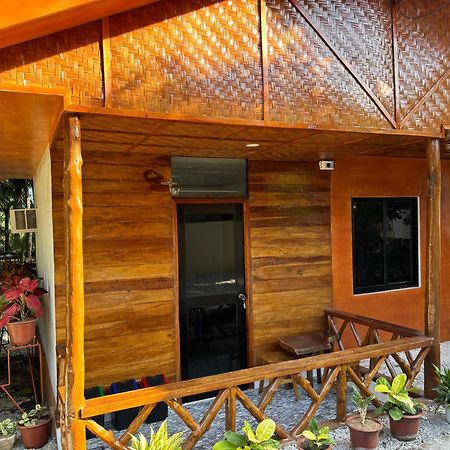 סיקיהור Ana'S Bungalow מראה חיצוני תמונה
